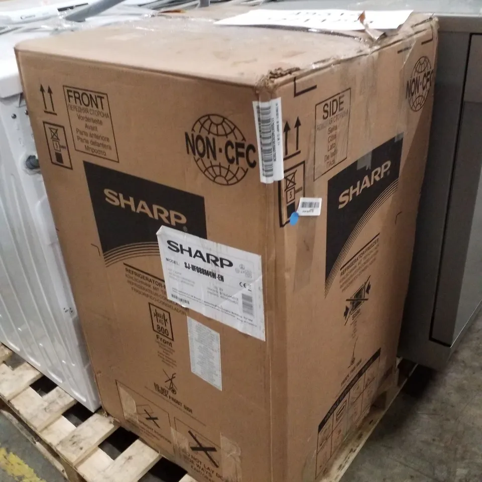 BOXED SHARP SJ-UF088M4W-EN, FREESTANDING UNDER COUNTER FRIDGE WHITE - UNPROCESSED RAW RETURN