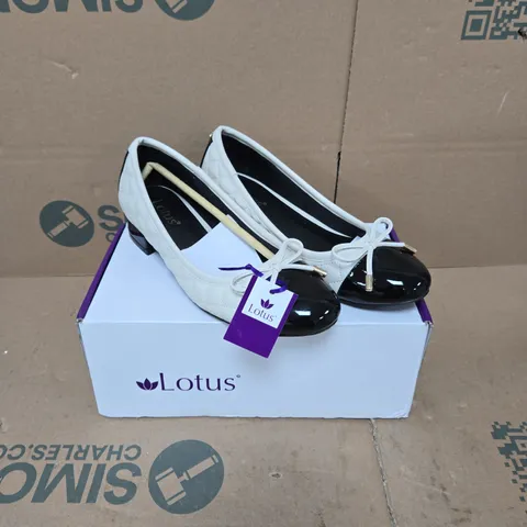 LOTUS WOMEN'S CREAM/BLACK SHOES – UK 5 