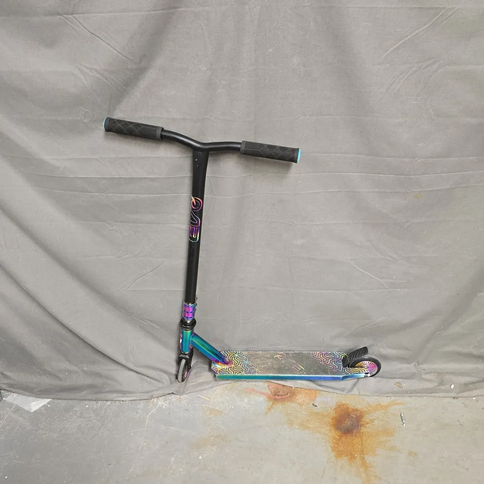 EVO MULTICOLOUR SCOOTER - COLLECTION ONLY