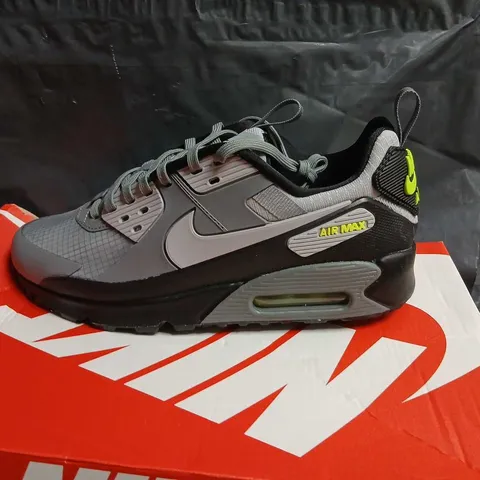 NIKE AIR MAX 90 DRIFT TRAINERS – UK 6, GREY/BLACK