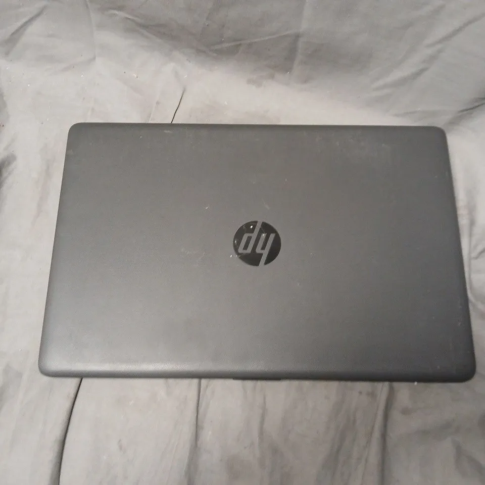 HP 250 G7 NOTEBOOK PC 