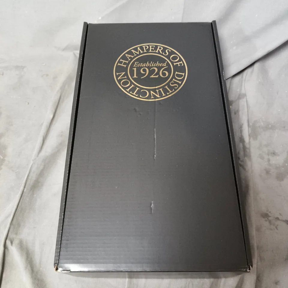 HAMPERS OF DISTINCTION 1926 BOTTEGA CABERNET SAUVIGNON TRE VENEZIE 2023 & PINOT GRIGIO DELLE VENEZIE – WINE HAMPER (2 BOTTLES)