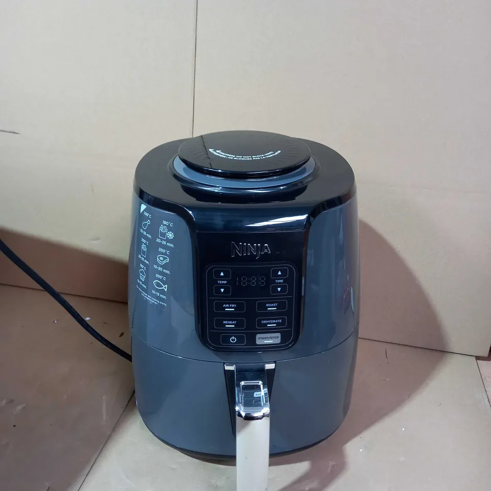 NINJA 3.8L AIR FRYER