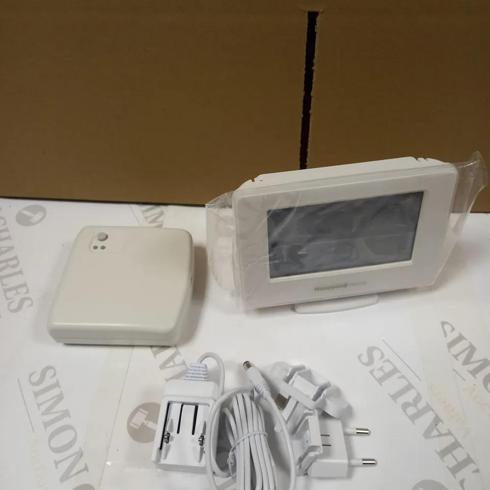 HONEYWELL HOME EVOHOME SMART WIRELESS ZONING THERMOSTAT KIT