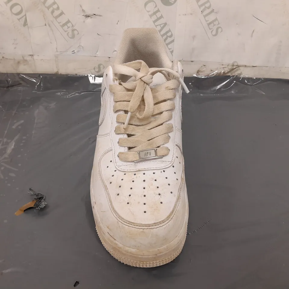 PAIR OF NIKE AIR FORCE TRAINERS IN WHITE (ODD SIZES - 1 SIZE UK 8, 1 SIZE UK 9)