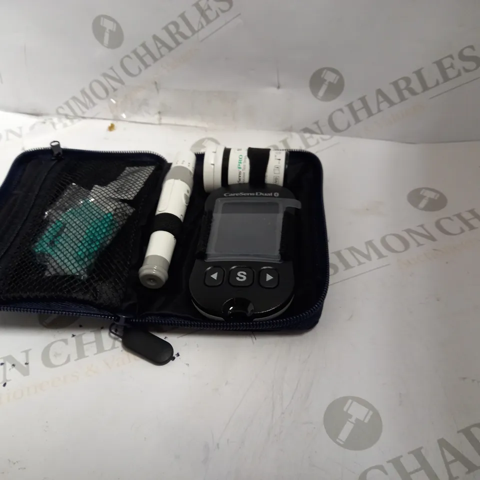 CARESENS DUAL BLOOD GLUCOSE AND KETONE TESTING MONITOR BNIB, BLUETOOTH