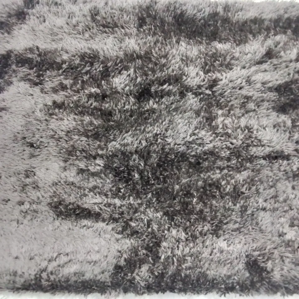 PACO HOME BAMBA RUG IN GREY (120X160CM)