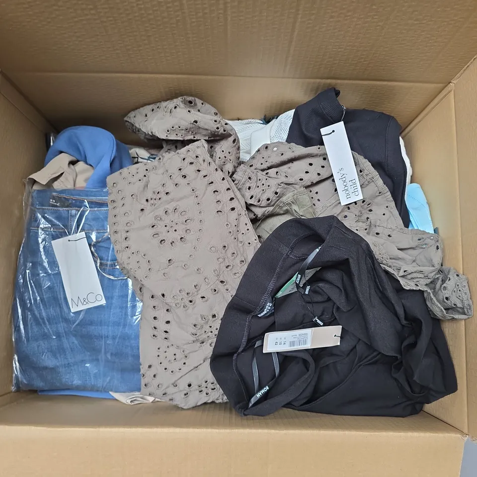 LARGE QUANTITY OF ASSORTED CLOTHING ITEMS TO INCLUDE WHITE ICE, ROMAN AND NOBODYS CHILD