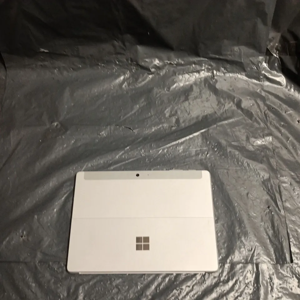 MICROSOFT SURFACE TABLET 64GB 