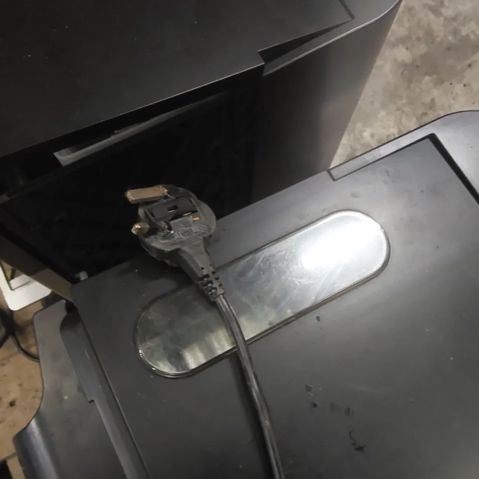 SCHAERER INTENSE COMMERCIAL BEAN TO CUP COFFEE MACHINE