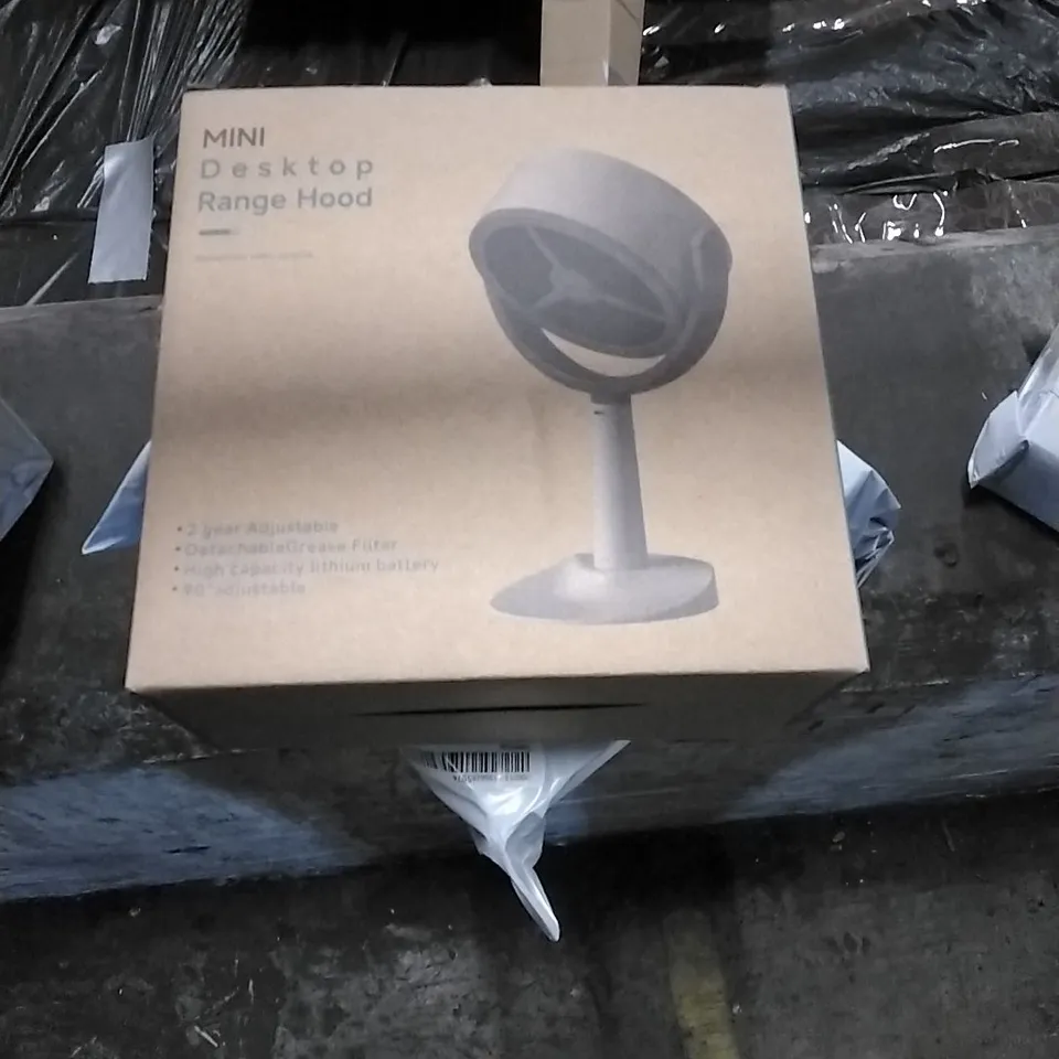 PALLET OF HOUSEHOLD ITEMS TO INCLUDE HAND HELD VACUUM CLEANER, INTENSE PULSED LIGHT WRINKLES REDUCING INSTRUMENT, MINI DESKTOP RANGE HOOD, DIGITAL TRAIL CAMERA AND OTHER ASSORTED ITEMS...