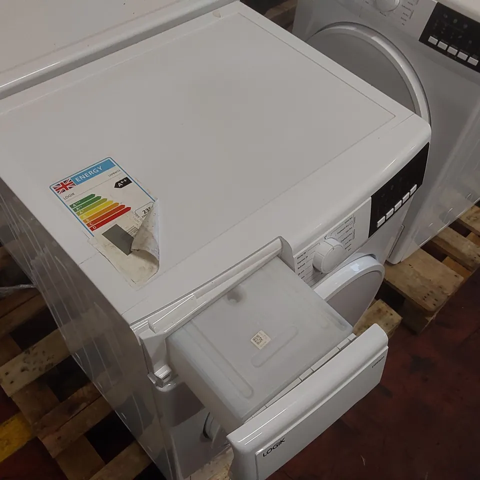 LOGIK LHP8W23 8 KG HEAT PUMP TUMBLE DRYER - WHITE