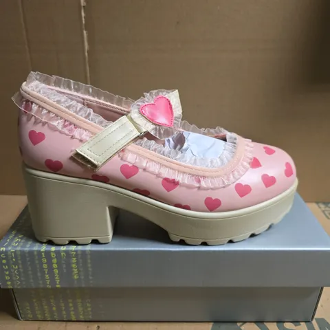 BOXED PAIR OF KOI TIRA MARY JANE SHOES 'MELANIE SWEETHEART EDITION' SHOES - UK SIZE 5