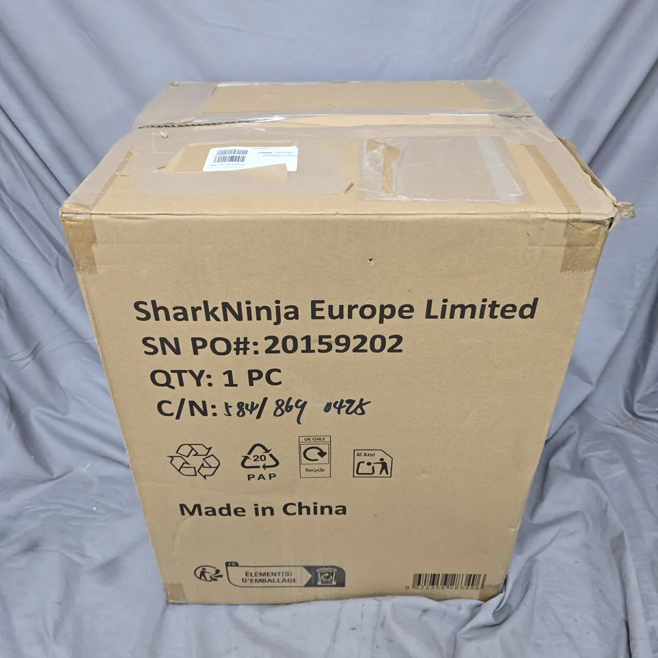 NINJA LUXE CAFE ES601UK