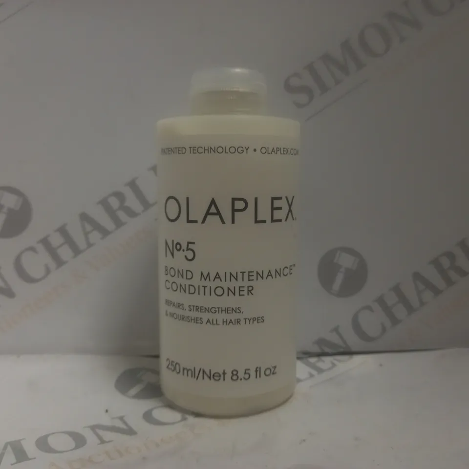 OLAPLEX NO 5 BOND MAINTENANCE CONDITIONER 250ML