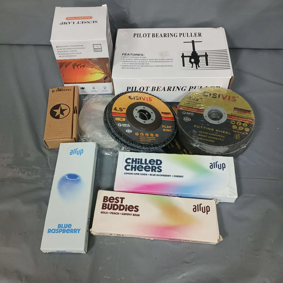 APPROXIMATELY 15 ASSORTED HOUSEHOLD ITEMS TO INCLUDE - CISVIS CUTTING WHEELS - AIR UP PODS - PILOT BEARING PULLER - ETC - COLLECTION ONLY