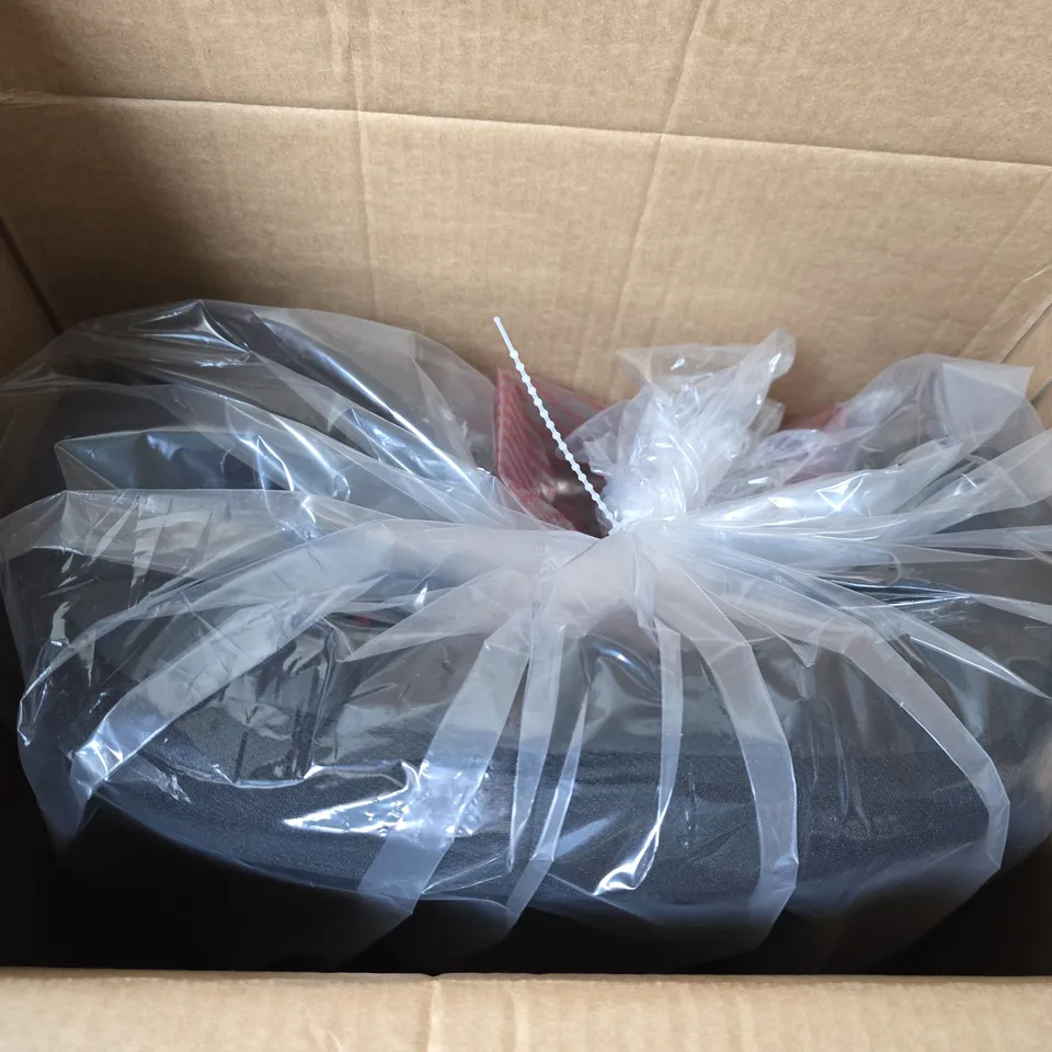 BOXED HARMONY VENTURE DELUXE HARNESSED BOOSTER SEAT