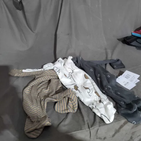 3 X ASSORTED BABY GROWS - SIZE 0-3 MONTHS 