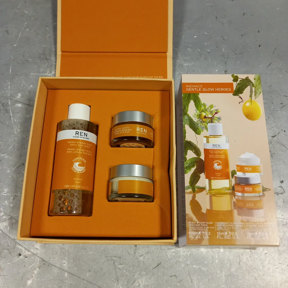 BOXED REN CLEAN SKINCARE RADIANCE GENTLE GLOW HEROES SET