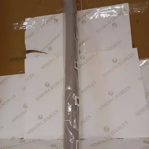 PLAIN EYELET ROLLER BLIND 