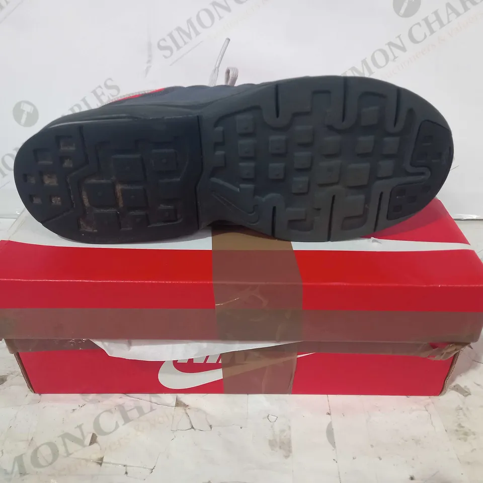 BOXED PAIR OF NIKE AIR TRAINERS IN GREY/RED UK SIZE 2