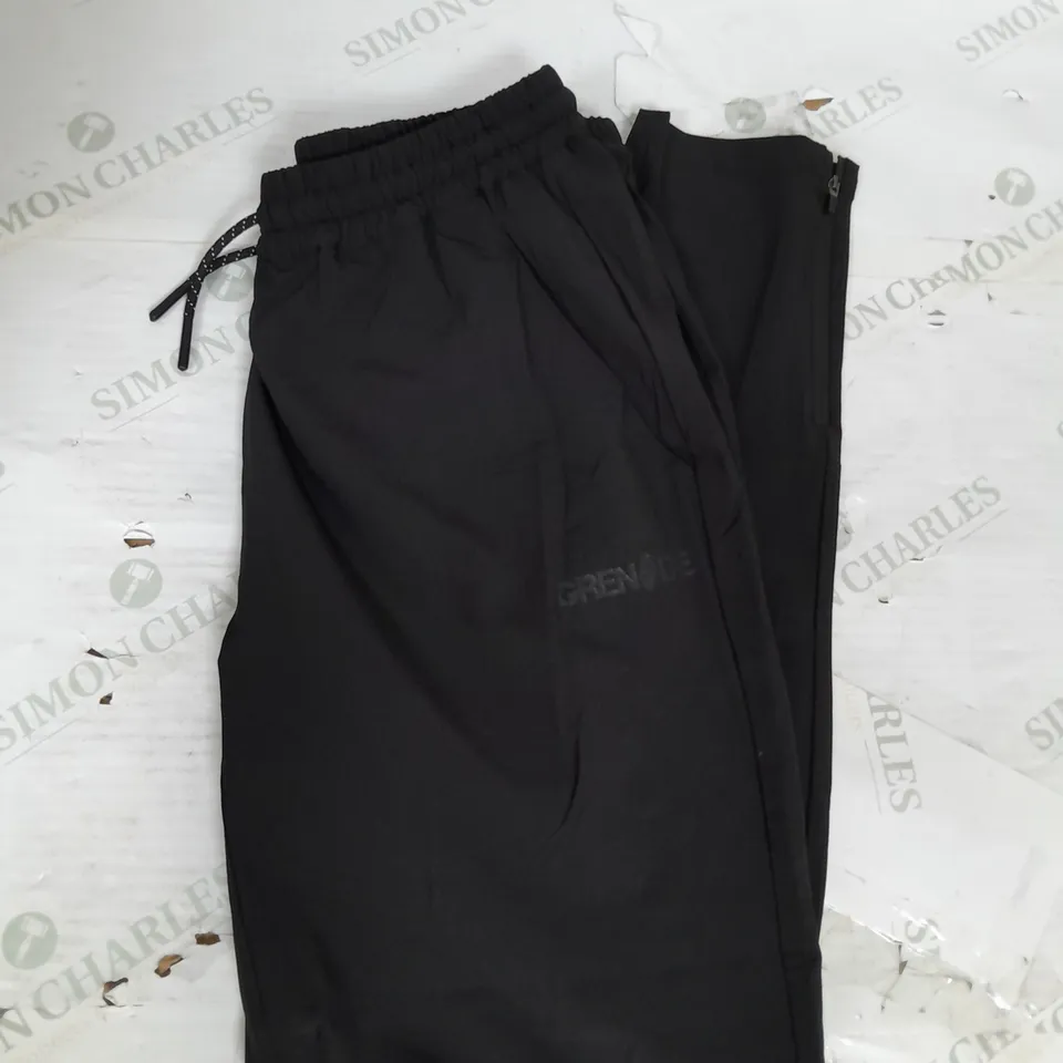 GRENADE STEALTH WOVEN TRAINING JOGGERS IN BLACK SIZE L
