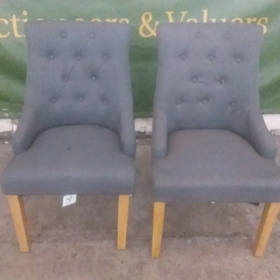 SET OF 2 NEW DUKE SLATE FABRIC BUTTON BACK DINING CHAIRS (OAK LEG)