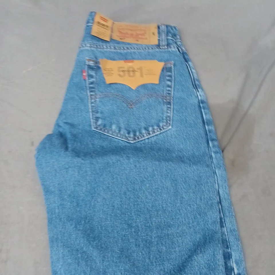 LEVIS STRAUSS ORIGINAL 501 DENIM SHORTS SIZE W32