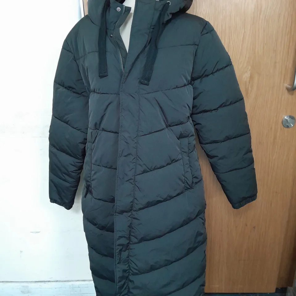 TOG24 LONG PUFFED COAT IN BLACK SIZE 16