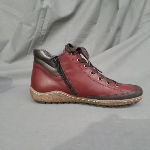 BOXED PAIR OF RIEKER BOOTS SIZE 5.5