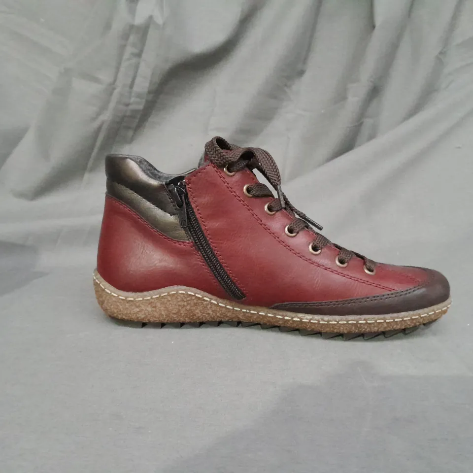 BOXED PAIR OF RIEKER BOOTS SIZE 5.5