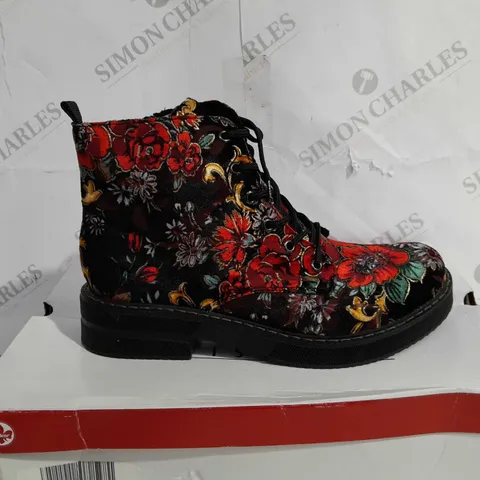 BOXED PAIR OF RIEKER LACE UP BOOTS IN MULTI FLORAL UK SIZE 7.5