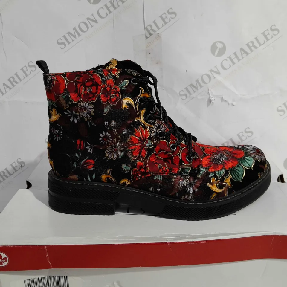 BOXED PAIR OF RIEKER LACE UP BOOTS IN MULTI FLORAL UK SIZE 7.5