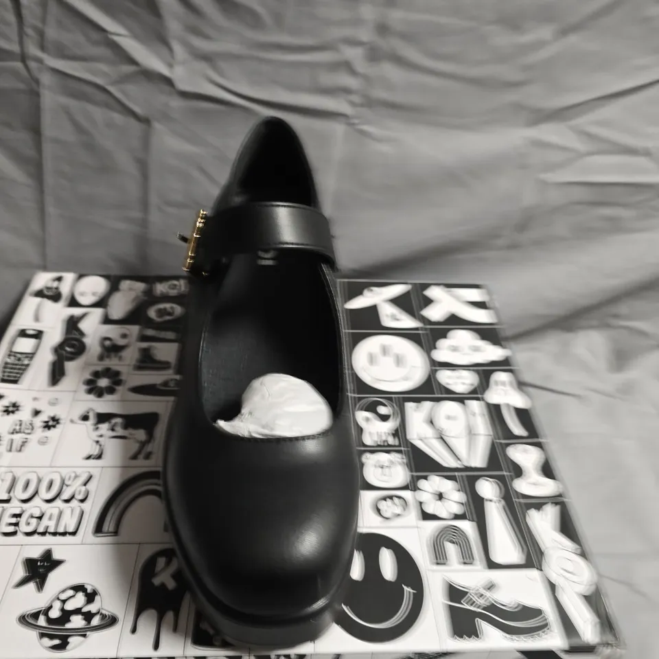 BOXED PAIR OF KOI FOOTWEAT TIRA MARY JANE SHOES - UK SIZE 5