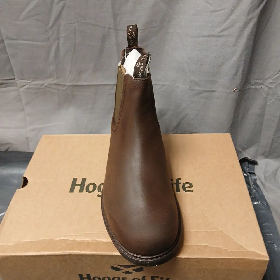 HOGGS OF FIFE BROWN LEATHER CHELSEA BOOTS – MEN’S, BOXED EU SIZE 42