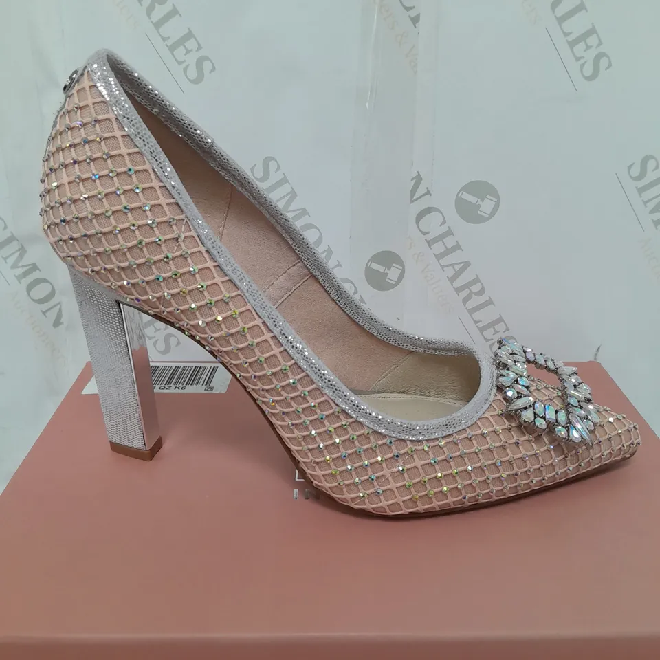 MODA IN PELLE KYLIEE COURT SILVER SIZE 6