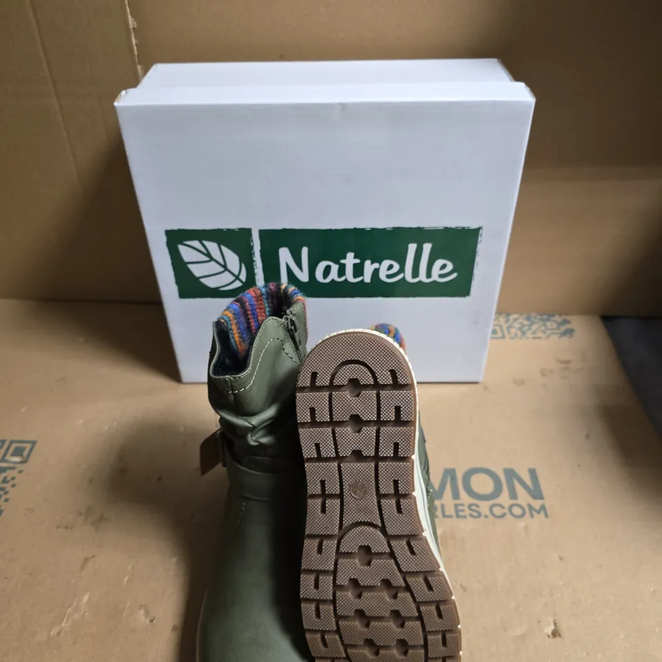 NATRELLE OLIVE GREEN ANKLE BOOTS WITH MULTICOLOUR KNIT COLLAR – SIDE ZIP - UK SIZE 3