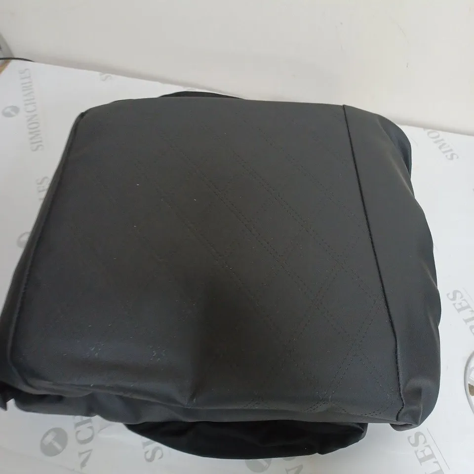 SAKURA LEATHERETTE FRONT & REAR CAR VAN SEAT COVERS WITH QUILTED PATTERN