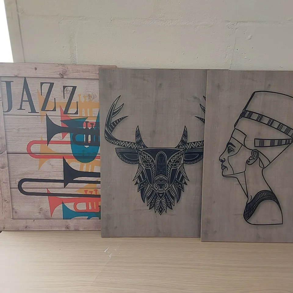 10 X BRAND NEW BOXED DECORATIVE WOODEN PANEL PIECES - DESIGNS VARY