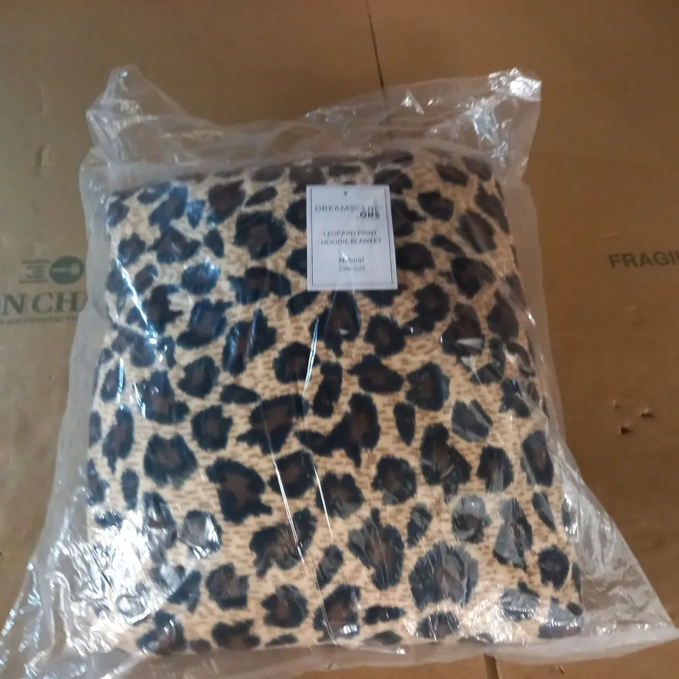 BAGGED DREAMSCENE LEOPARD PRINT HOODIE BLANKET - ONE SIZE