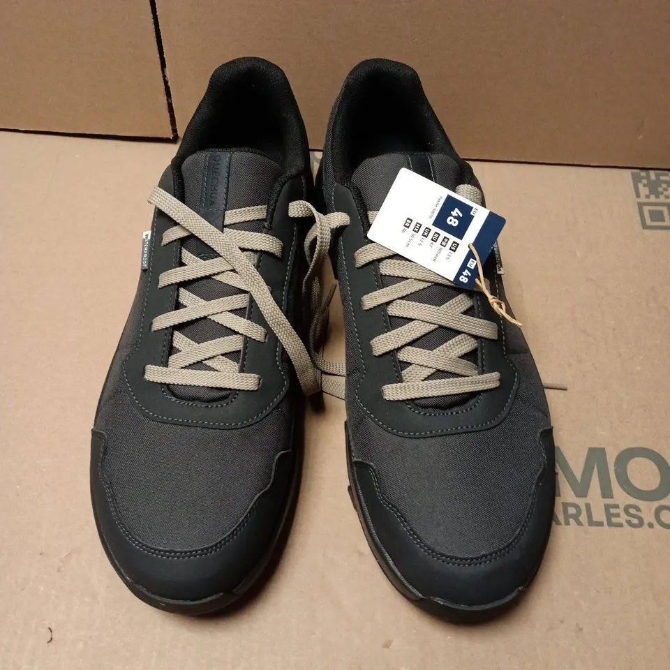 UNBOXED PAIR OF QUECHUA WATERPROOF SHOES IN DARK GREY - UK 12.5