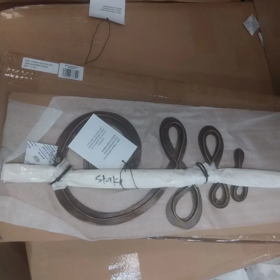 BRAND NEW BOXED X5 ZEN GARDEN STAKE