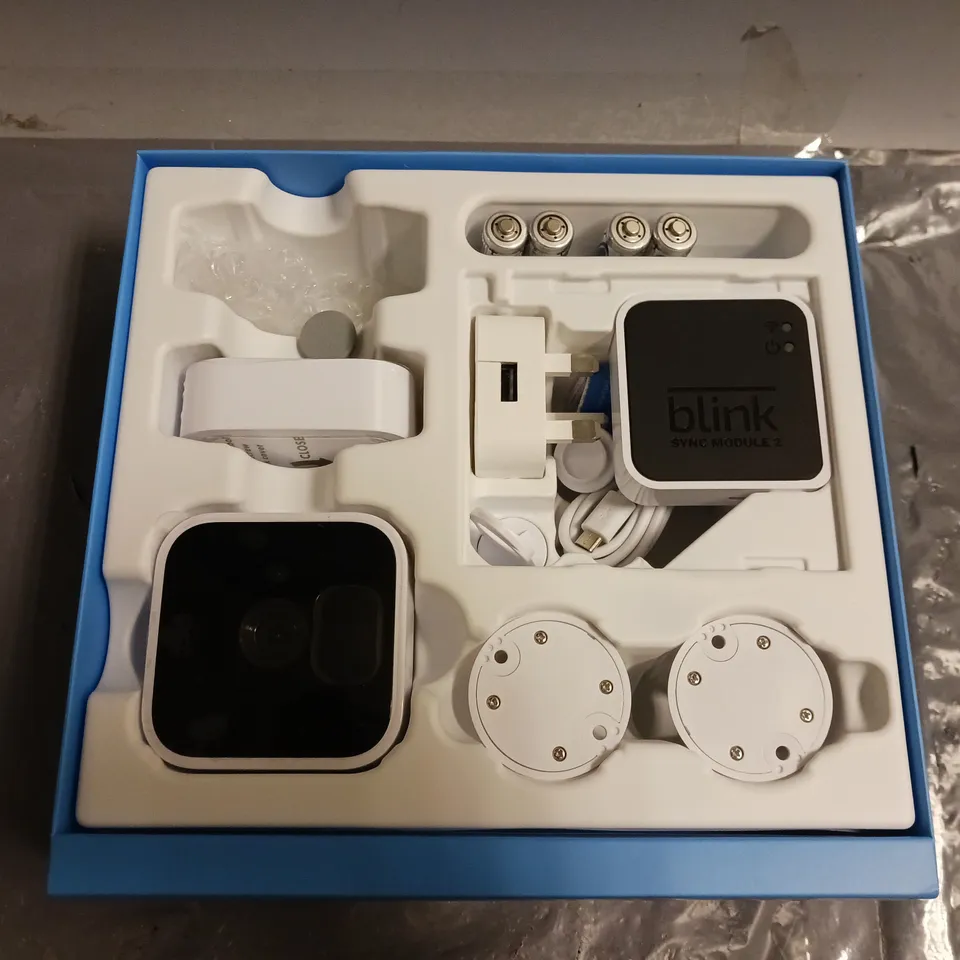 BOXED BLINK INDOOR BATTERY POWERED CAMERAS