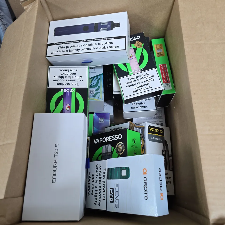 BOX OF APPROXIMATELY 30 ASSORTED E-CIGARETTES AND ACCOMPANIMENTS TO INCLUDE: VARIOUS ASPIRE PRODUCTS 