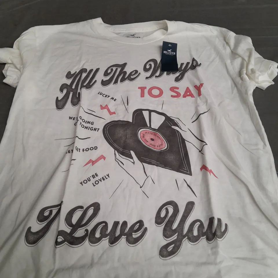 HOLLISTER ' ALL THE WAYS TO SAY I LOVE YOU ' WHITE T-SHIRT - SMALL