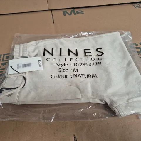NINES COLLECTION SHORTYSA – SIZE M – NATURAL 