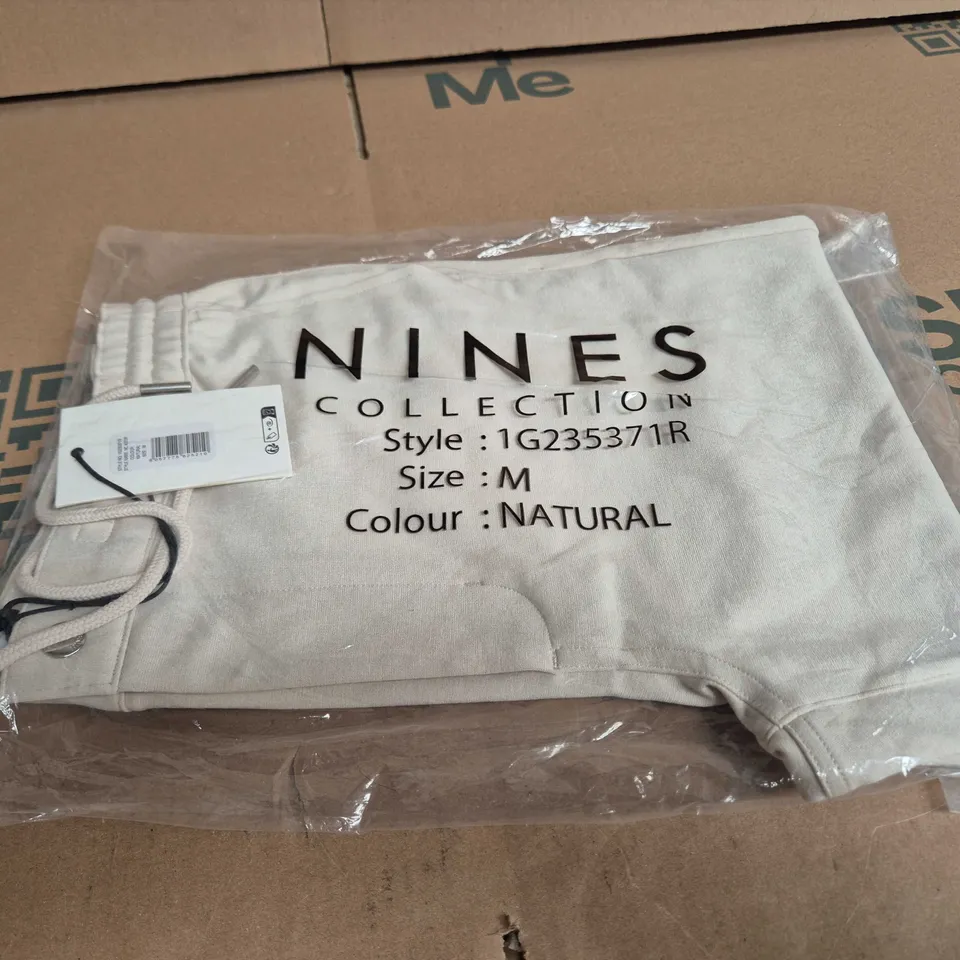 NINES COLLECTION SHORTYSA – SIZE M – NATURAL 