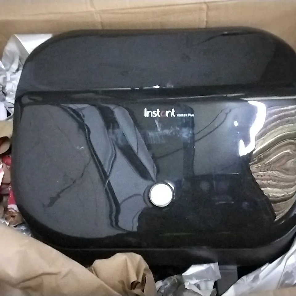 INSTANT VORTEX 8 IN 1 PLUS DOUBLE AIR FRYER 7.6L 