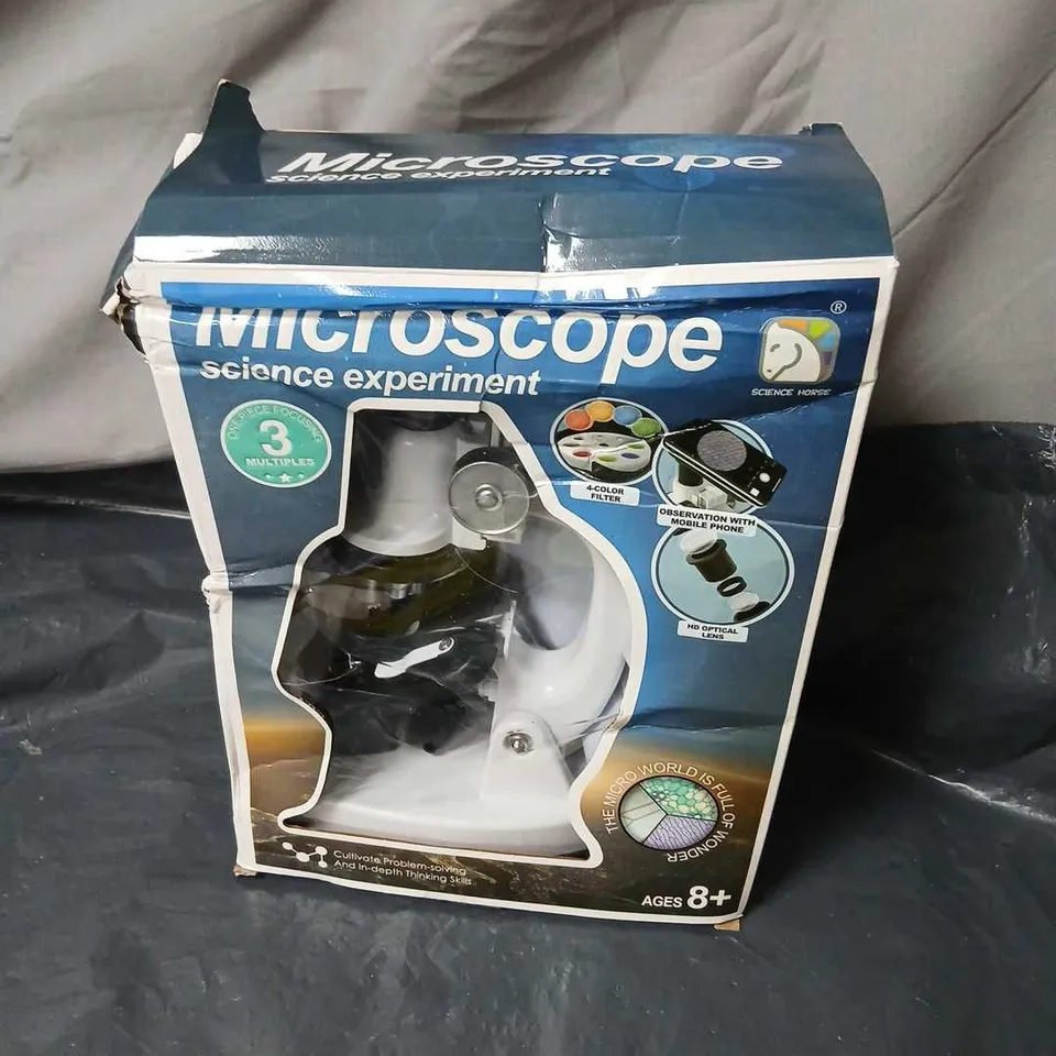 MICROSCOPE SCIENCE EXPERIMENT KIT – AGES 8+ (BOXED)