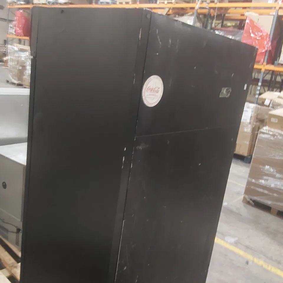 TRUE GDM-35 COMMERCIAL DRINKS DISPLAY REFRIGERATOR